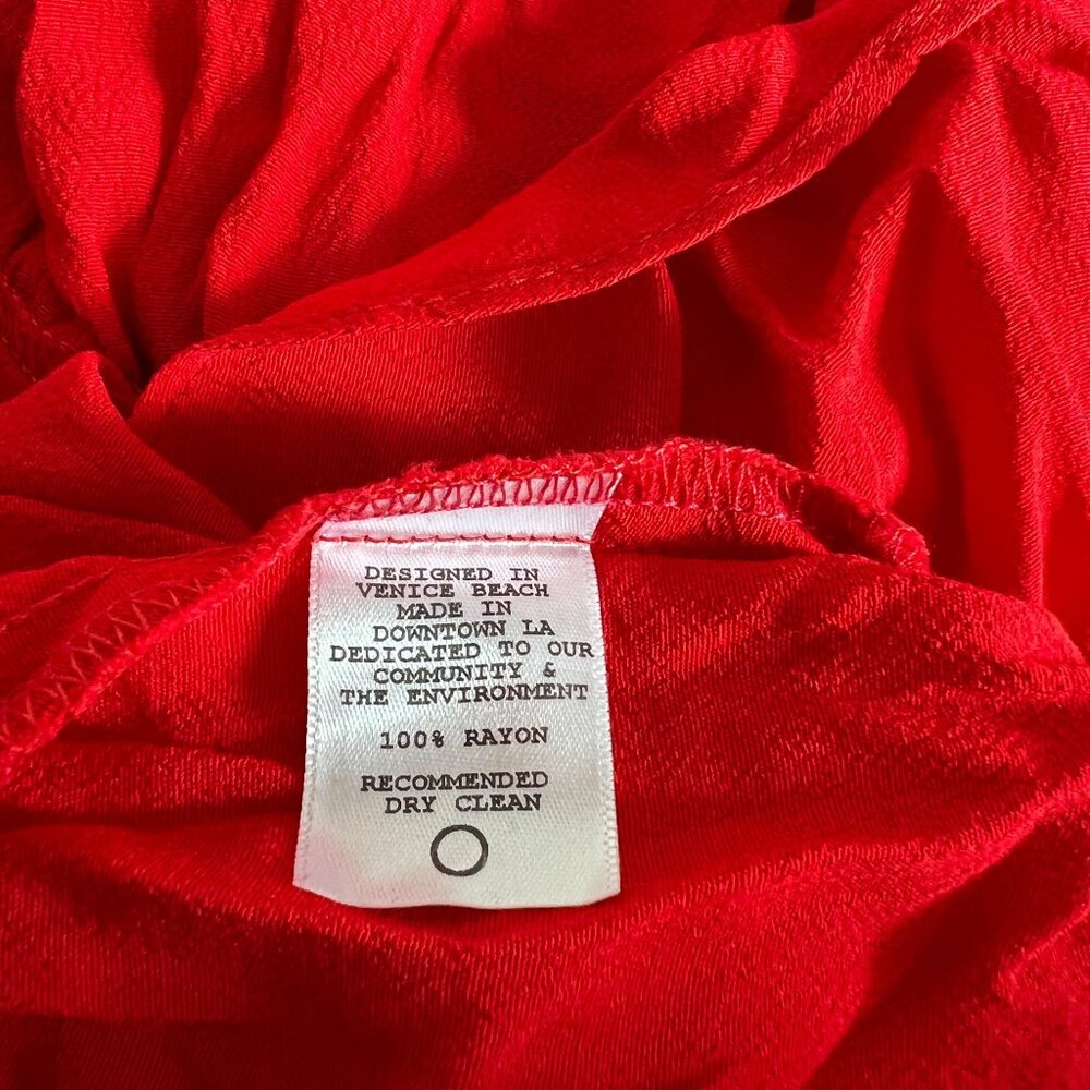 Flynn Skye Red Ruffle Button Front Rayon Top Women's Small S - Picture 3 of 4